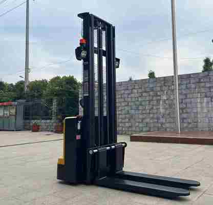 Electric Walkie Stacker 1500kg Load Capacity 1070mm Fork Length